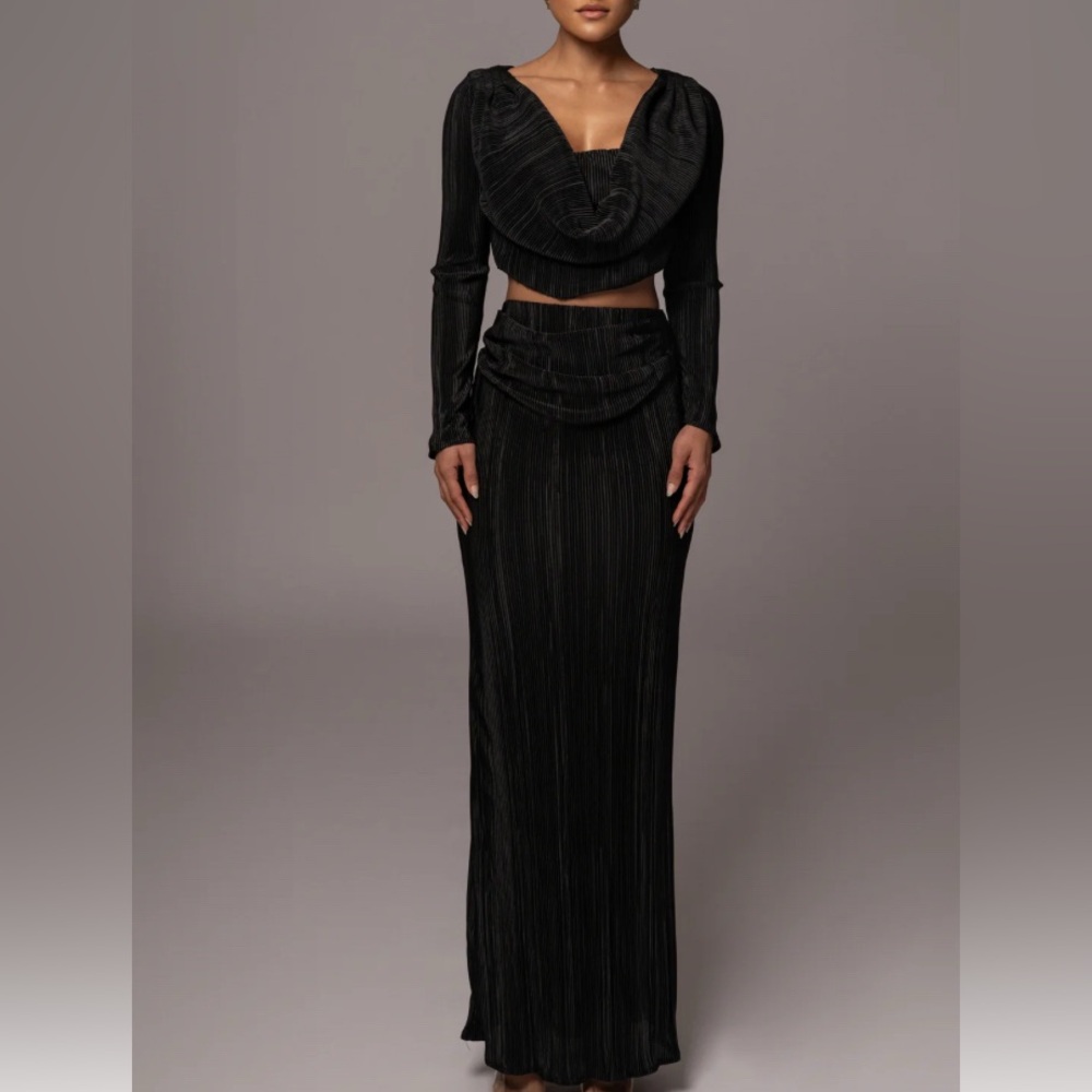 Black Skirt Set